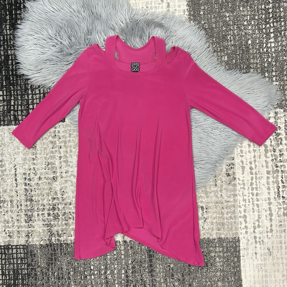 Clara Sun‎ Woo Pink Shoulder Cut Out Blouse Shark Bite Hem 3/4 Sleeves Size XS